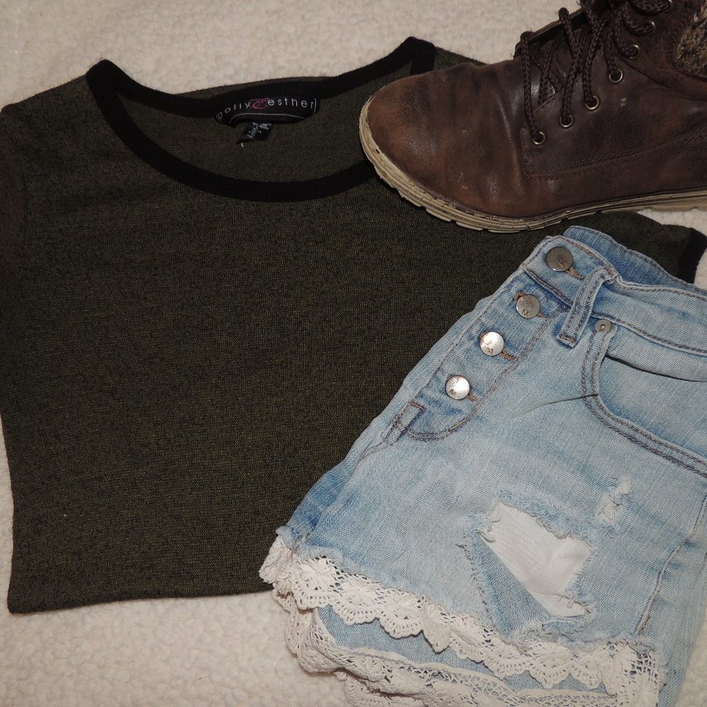 Black-Lined Dark Green T-Shirt